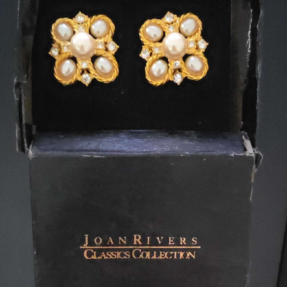 Joan Rivers Gold Floral Pearl Earrings